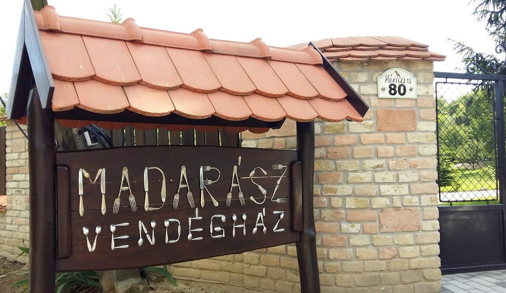 Отель Madarasz Vendeghaz Nyul Экстерьер фото